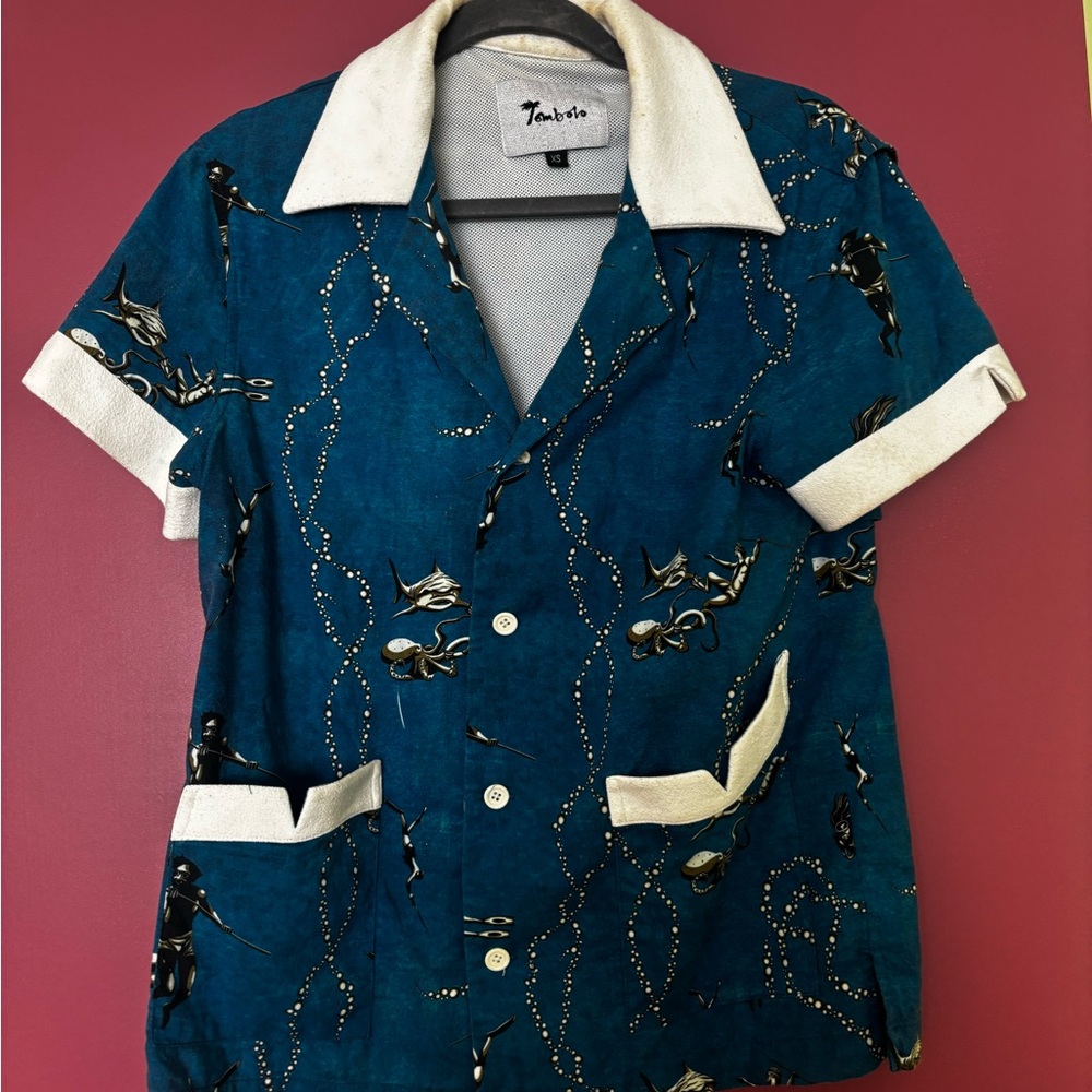 Tombolo • RARE • “Key West Special” Blue Collared Fishing Cabana Shirt • XS